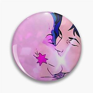 Jem Kissing Rio (White) Pin