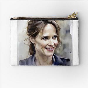 The Jennifer Garner Zipper Pouch