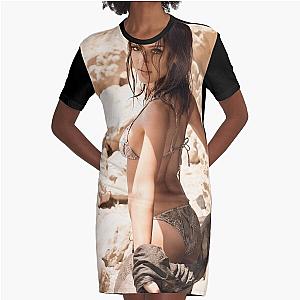 Jessica Alba Graphic T Shirt Dress