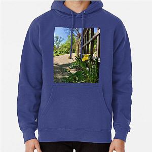 Dandelion Growing by a Wooden Fence Pullover Hoodie RB0301