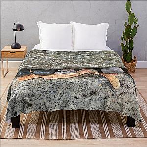 Pebbles and Seeds in a Crevasse Between Two Rocks Throw Blanket RB0301