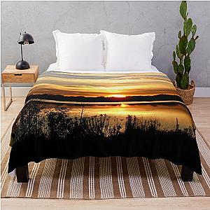 Serene Sunset over Lake Hiawatha  Throw Blanket RB0301