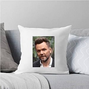 Community Levels of Funny Joel Mchale Pillows Cover