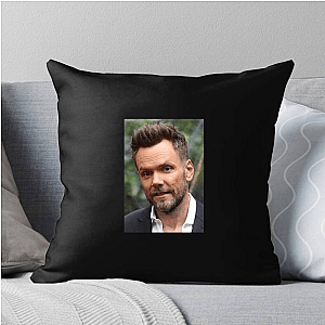 Community Levels of Funny Joel Mchale Pillows Cover