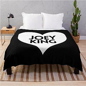 Love Joey King Throw Blanket