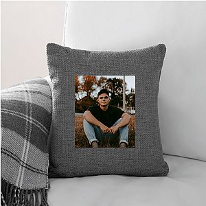 Josiah Queen: Be Confident Josiah Queen Pillows Cover