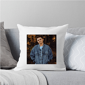 Josiah Queen: Royal Vibes Josiah Queen Pillows Cover