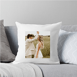Josiah Queen: Be Regal Josiah Queen Pillows Cover
