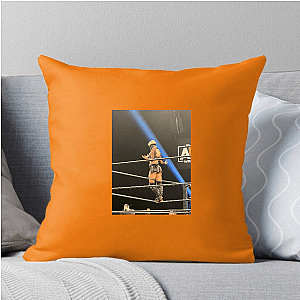 Ring Performer Julia Hart Pillows Cover