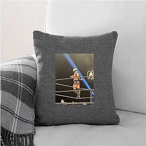 Ring Performer Julia Hart Pillows Cover