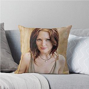 Julianne Moore - Poster Throw Pillow