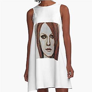 Face of Julianne Moore Dress