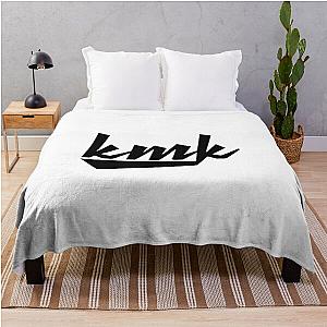Kallmekris Throw Blanket