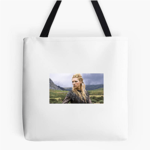 Beauty + Battle – Winnick Style Katheryn Winnick Bags