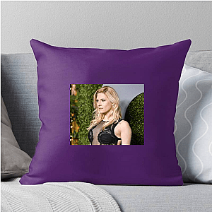 Katheryn Kicks Back Katheryn Winnick Pillows Cover