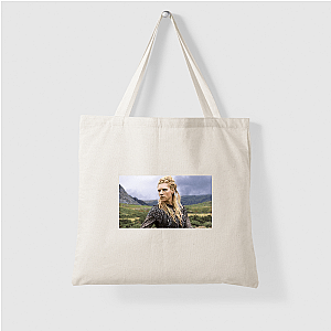 Beauty + Battle – Winnick Style Katheryn Winnick Bags