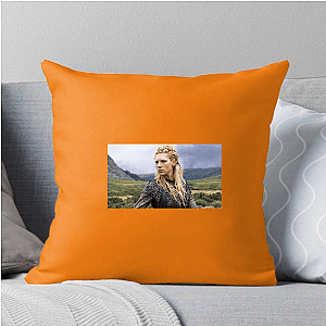 Beauty + Battle – Winnick Style Katheryn Winnick Pillows Cover