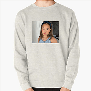 Level-Headed Queen – Katie Fang Katie Fang Sweatshirts