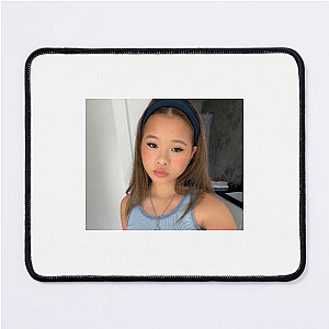 Level-Headed Queen – Katie Fang Katie Fang Mouse Pads