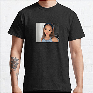Level-Headed Queen – Katie Fang Katie Fang T-Shirts