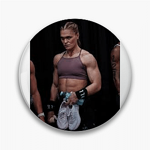 Elite Competitor Katrin Daviosdottir Pins