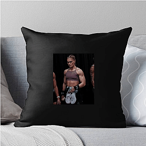 Elite Competitor Katrin Daviosdottir Pillows Cover