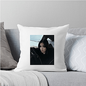 Look Once. She’s Gone. Katteyes Pillows Cover