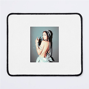 Soft Stare, Hard Impact – Katteyes Katteyes Mouse Pads