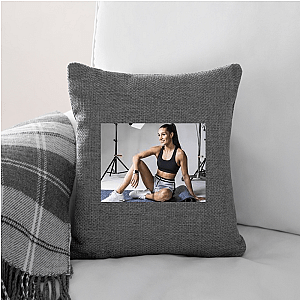 Online Training Visionary Kayla Itsines Pillows Cover