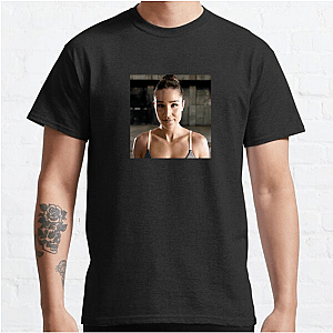 Global Workout Pioneer Kayla Itsines T-Shirts
