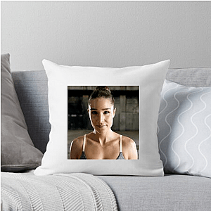 Global Workout Pioneer Kayla Itsines Pillows Cover