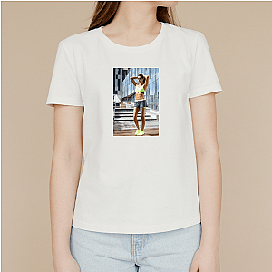 Health And Wellness Leader Kayla Itsines T-Shirts