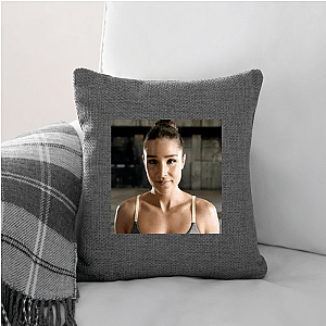 Global Workout Pioneer Kayla Itsines Pillows Cover