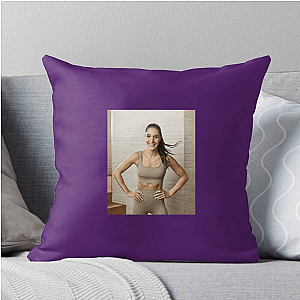 Digital Fitness Innovator Kayla Itsines Pillows Cover