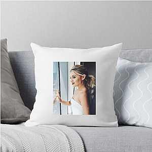 Kelsea Ballerini Beyond The Nashville Stage Kelsea Ballerini Pillows Cover