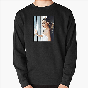 Kelsea Ballerini Beyond The Nashville Stage Kelsea Ballerini Sweatshirts