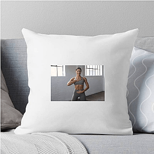 Positive Body Image Promoter Kelsey Wells Pillows Cover