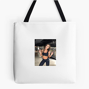 Women’s Wellness Leader Kelsey Wells Bags