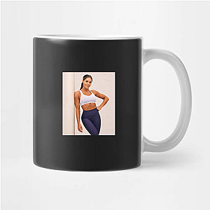 Strength Over Size Icon Kelsey Wells Mugs