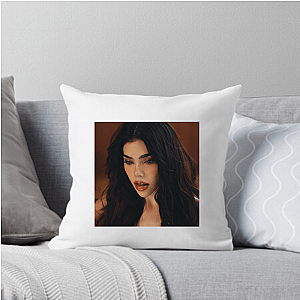 Fashion Icon Kenia Os Kenia Os Pillows Cover