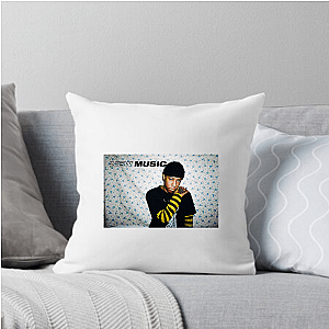 Distorted But True – Hoopla Kennyhoopla Pillows Cover