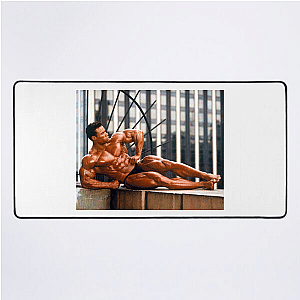 Pro Bodybuilding Icon Kevin Levrone Mouse Pads