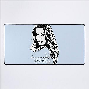 Khloe Kardashian Quotes from Kardashians Season 3 - Fan art Desk Mat