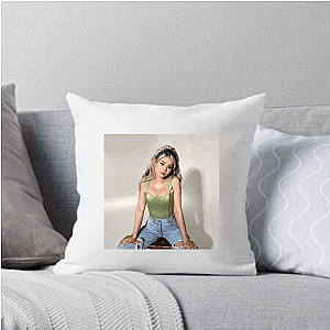 Love Hard. Look Kika. Kika Kim Pillows Cover