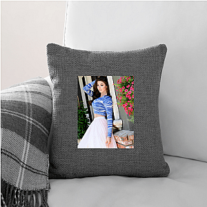 Kira Kosarin Talented On Screen And Stage Kira Kosarin Pillows Cover