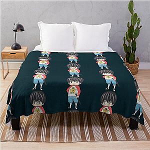 Kotaro Lives Alone Throw Blanket