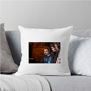 Kripp Knows Best Kripparrian Pillows Cover