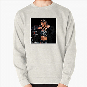 Dynamic Performer Kris Statlander Sweatshirts