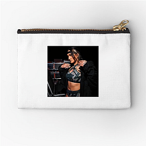 Dynamic Performer Kris Statlander Zipper Pouches