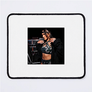 Dynamic Performer Kris Statlander Mouse Pads